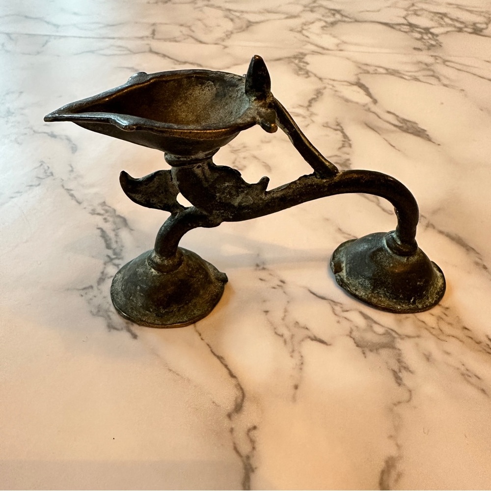 Antique Diya oil lamp from India (1930-40s)